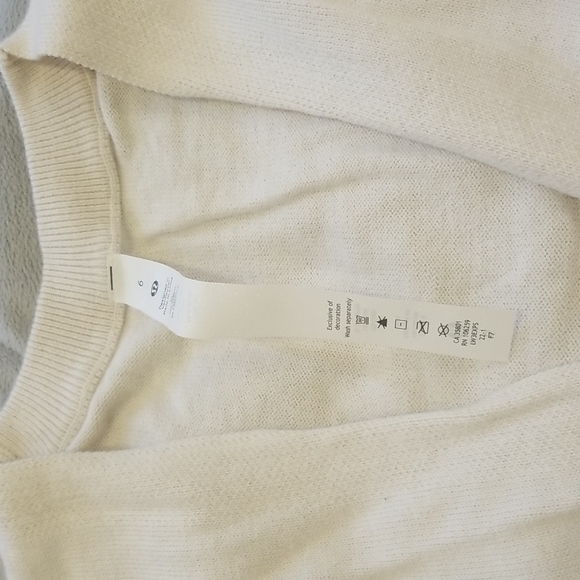 Crossover Ribbed Waist Sweater - Picture 8 of 12